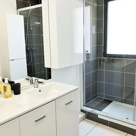 Вилла 7 Maison Mitoyenne Moderne Quartier Aiguillon